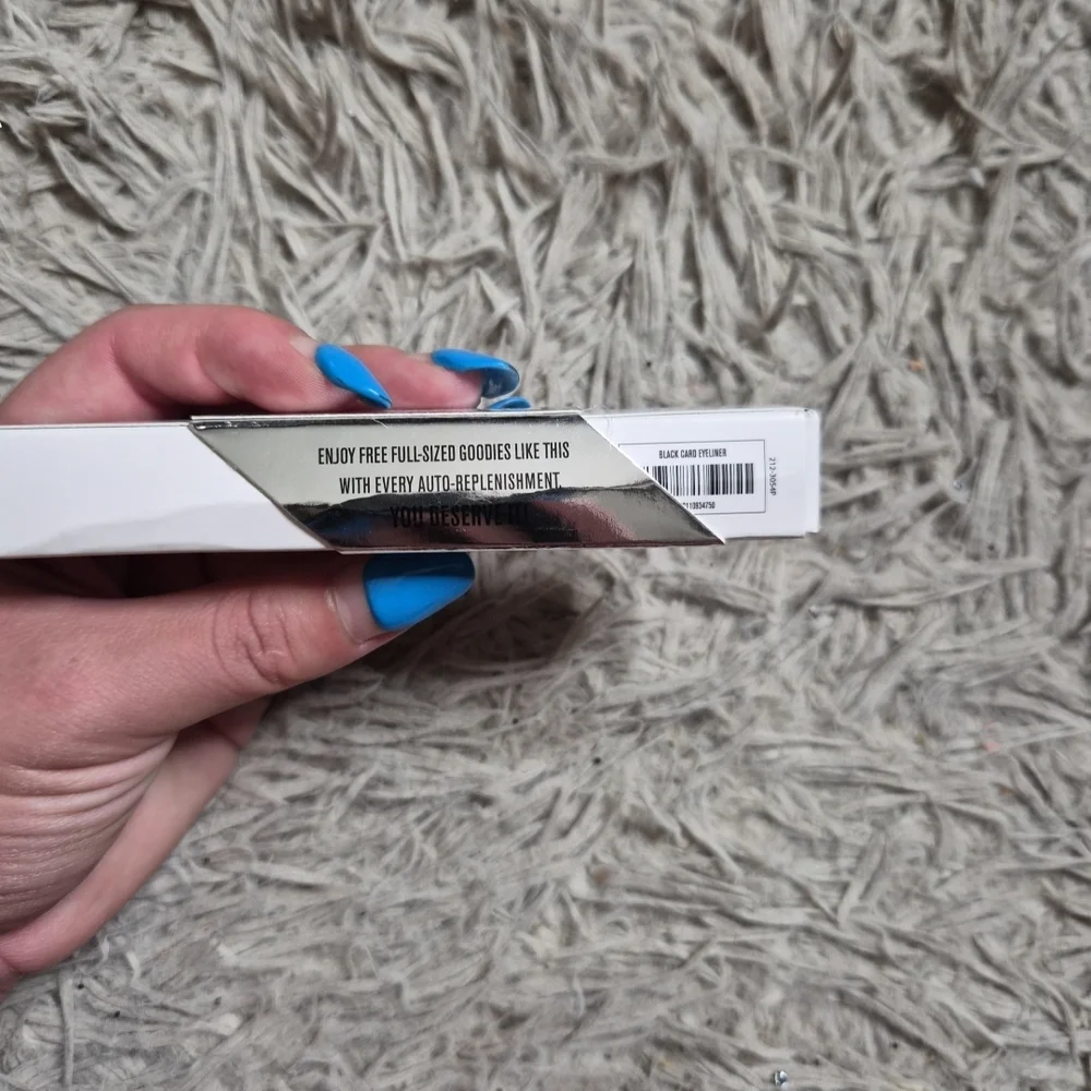 Il Makiage Liquid Eyeliner Waterproof Liquid Eyeliner Black Card New NIB Full ✨️